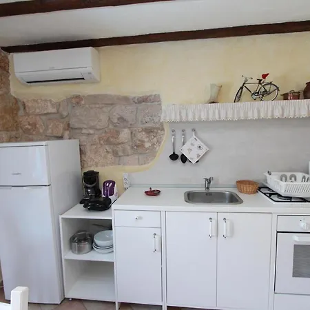 公寓 Midea 2 罗维尼