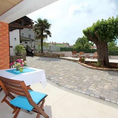 Midea 2 Apartamento Rovinj